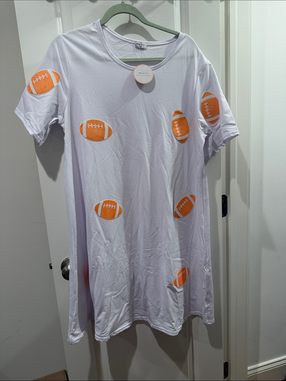 Women’s White Short Sleeve Tee with sewuin Football Print XL NWT